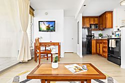 Pacific Monarch 2303