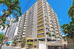 Lovely condo at Waikiki beach 2 Bedrooms