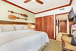 Beach Villas at Ko Olina (Poolside Suite OT)