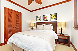Beach Villas at Ko Olina (Poolside Suite OT)