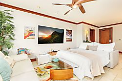 Beach Villas at Ko Olina (Poolside Suite OT)