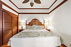 Kiahuna 125 (Building 18)