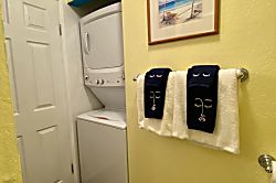 Hawaiian Chic Crater Retreat