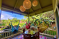 Hawaiian Chic Crater Retreat