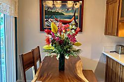 Hawaiian Chic Crater Retreat