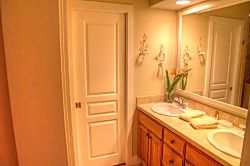 822 Regency, Moku Hale