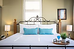 Waikiki Banyan 2914 Tower 2