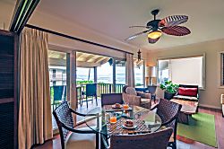 Hanalei Colony Resort K4 oceanfront views - There's also a dining table with seating for 4