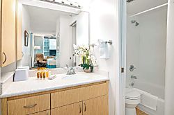 Waikiki Banyan Tower 1, Unit 10