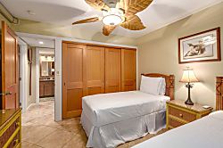 Hale Hui Kai 106 - Room