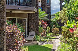 Hale Hui Kai 106 - Property grounds