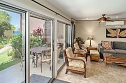 Hale Hui Kai 106 - Living area