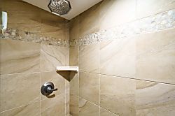 Hale Hui Kai 106 - Bathroom
