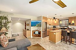 Hale Hui Kai 106 - Living area