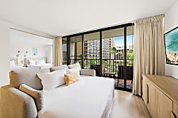 Waikiki Banyan 6th Floor Unit