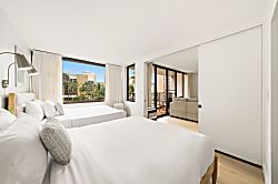 Waikiki Banyan 6th Floor Unit