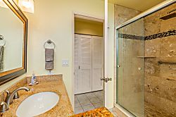 Keauhou Kona Surf & Racquet Club 8301