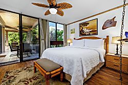 Surf & Racquet Club 8101