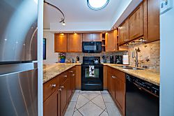 Kamaole Sands Condo #1-106