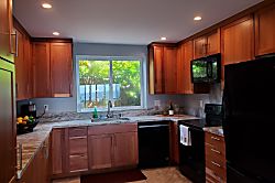 Makahuena Oceanfront Condo