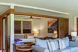 Hanalei Colony Resort C2 - Living area