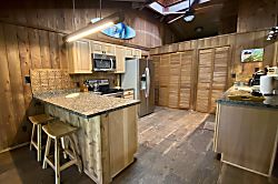 Traditional Hawaiian House - vacation rental photo 4