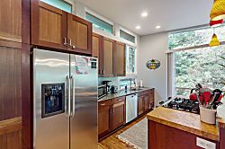 Tranquil Island Escape 