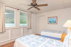 Kaikanani Oceanfront Retreat