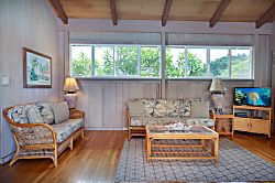 Kaikanani Oceanfront Retreat