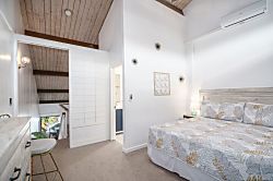 Oceanfront views in paradise