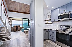 Oceanfront views in paradise