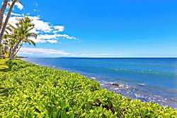 Oceanfront Oasis in Lahaina - Beach