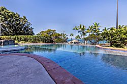 Beach Villas at Kahaluu "Surf and Swim" Condo