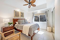 Beach Villas at Kahaluu "Surf and Swim" Condo