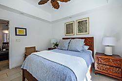 Beach Villas at Kahaluu "Surf and Swim" Condo