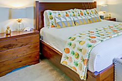 Pili Mai Resort 14-J - The Peacock Suite