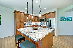 Pili Mai Resort 14-J - The Peacock Suite