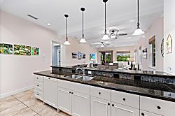 Kulalani Beach Retreat