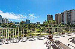 Waikiki Condo 18th Floor Studio