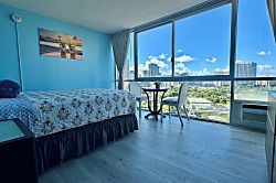Little Paradise Waikiki 15th Floor Ocean View