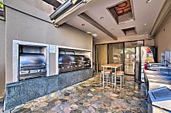 Oceanfront Kaanapali Resort Oasis