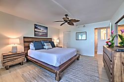 Oceanfront Kaanapali Resort Oasis