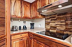 Kahaluu Bay Villas #102