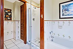 Kahaluu Bay Villas #102