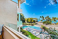 Kahaluu Beach Villas 1-203