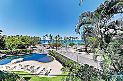 Kahaluu Beach Villas 1-203