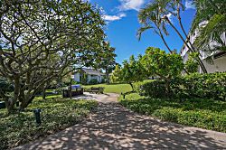 Kiahuna Plantation 98 (Building 16)