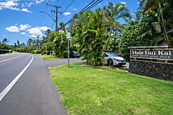 Hale Hui Kai 208 - Property grounds