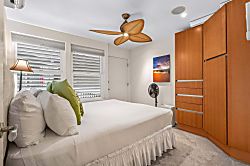Hale Hui Kai 208 - Room