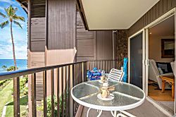 Hale Hui Kai 208 - Property grounds
